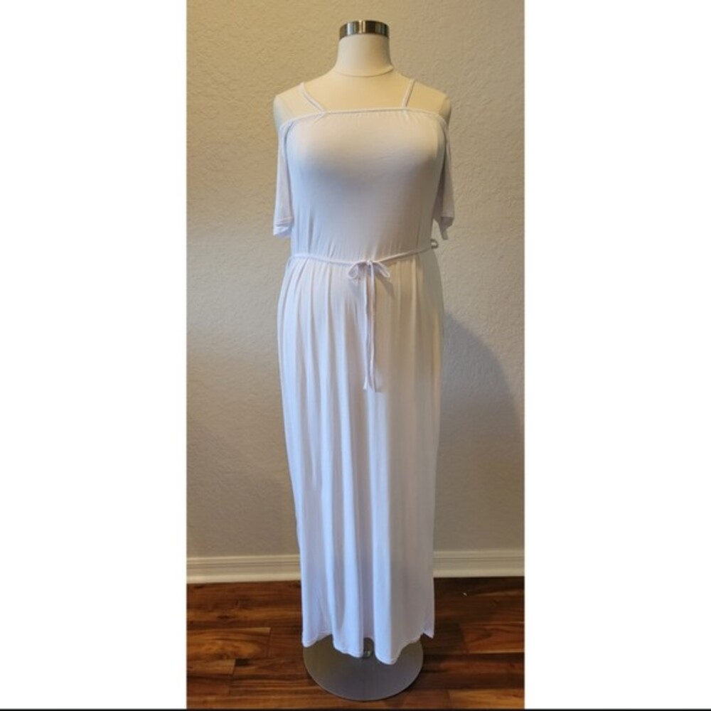 White Cold Shoulder Maxi Dress
